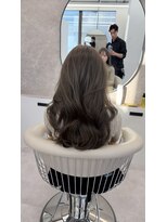 シュガー(Sugar)&nbsp;透明感カラー/ワンホンヘア/韓国ヘア/顔まわり/大阪/梅田