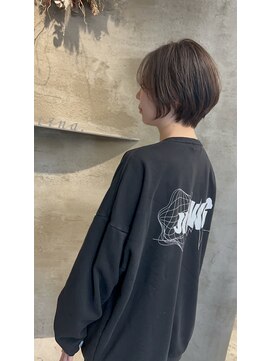 コティナ(cotina.) 丸みシルエットで魅せる大人ショートボブ♪