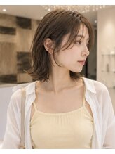 ヘアアンドビューティー クアトロ 戸祭店(QUATRO)