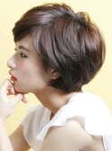 大人のショートボブ　　　　　　　　　　　　　　　　　　　　　