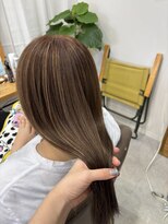 キンヘアストア(KIN hair store)&nbsp;毛先につながるナチュラルハイライトカラー