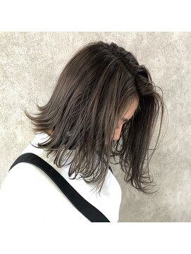 トワエモア バイ ブレス(toi et moi . by BLESS) 【 platinum gradation 】medium