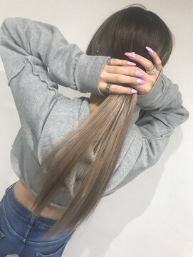 ディベック(Dvec) シールエクステでロンググラデーションに♪