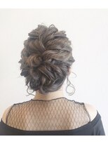 アーチ(ARCH)&nbsp;ざっくり編み込みフルアップ　　　【ARCH】中村麻佑