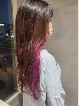 ヘアーアンドビューティーショップ エボルティー(hair&beauty shop EvoLuty) ロングなイヤリングカラー