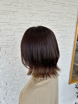 ラウレア(Laule'a) 大人の軽めボブ