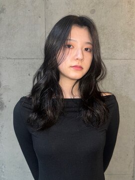 ナループロア ルームー(Nalu pu loa ROOMOO) レイヤーカット/レイヤーヘア