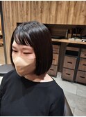 流れる短め前髪