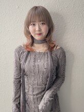 アイズ(I'z) マッシュウルフ×ミルクティーベージュ×オレンジ