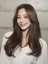 サン 大阪梅田(SUNC)&nbsp;レイヤーカット/韓国/ダークブラウン/顔回り/梅田/大阪梅田駅