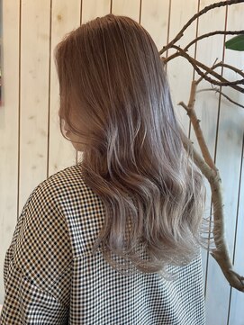 パコ(Paco) 海外風大人ベージュ