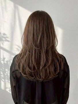 ミロアヴィタ 平尾(miroa vita) ブラウン ストレートパーマ 20代 髪質改善カラー 縮毛矯正 艶髪