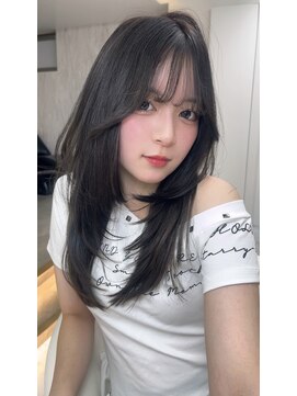 ロンドルピナス 小倉(Lond Lupinus) ミディアムレイヤーカット/似合わせカット/大人ガーリー/20代