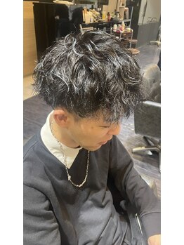 ジールサンク(Zeal N°5)の写真/男性も通いやすいと評判のサロン！ビジネスからプライベートまで、どんなシーンにも対応できる万能ヘアに☆