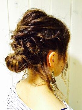 ジェイ エヌ バイ ネオリーブ(J/N by neolive) 【Neolive east】簡単ユルふわアレンジ♪