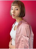 ラインのきいたぱっつんボブ
