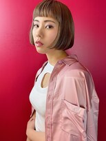 グロウ(grow) ラインのきいたぱっつんボブ