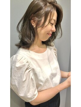 キートス(Kiitos) 【モテ髪レイヤー】フェザーセミディ