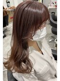 ピンクベージュ
