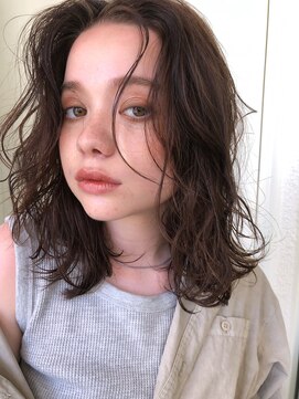 ミラバイグリーン(Mira by green) くびれミディ×春パーマ