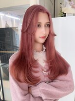 リア(riah) 外国人風スタイル/ブリーチカラー/ピンクベージュ/ロング