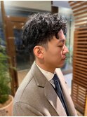 セット無しでも決まるスパイラルパーマ