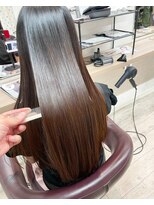 コワファースト長崎シャンプーボーイ 2nd(COIFF1RST 長崎 SHAMPOO BOY)&nbsp;長崎でも叶う艶髪　髪質改善縮毛矯正