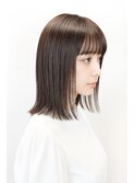 「ストレートミディアムボブ」