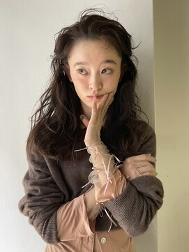 シーカ(siika) ロングパーマ