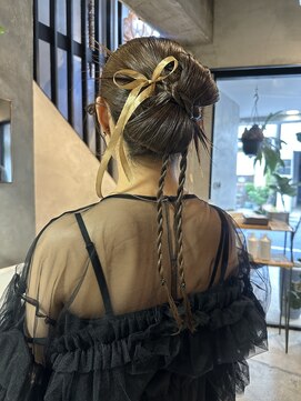 オムズ(OM's) カチモリ/リボンヘア/お呼ばれヘア/個性はアレンジ