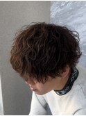 大人っぽさを引き出す波巻きパーマ