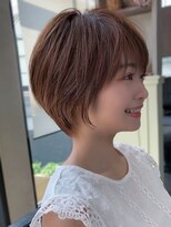 ザシー オモテサンドウ(The C) 20代30代40代50代ナチュラル大人可愛いレイヤーショートボブ