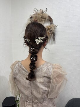 ラコヘアー(laco hair) 編み下ろしヘア