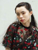 ブロック ジャポン(bloc japon) フェミニンな中にクールな女性らしさを意識したスタイル・レディ