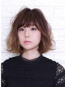 トライブ バイ ファイバーズーム(Tribe by FiberZoom) デザインカラーボブ【宝塚】