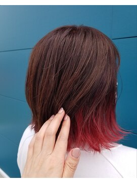 ヘアーアンドネイル ルシア(Hair&Nail Lucia) 白髪染め×ローズレッドのインナーカラー