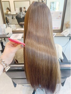 グーフィートーキョー 銀座(Goofy Tokyo) ☆酸熱トリートメント/イルミナカラー/ベージュ☆