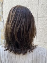 アンカーウェリナ(ANCHOR welina)&nbsp;ミディアムレイヤーボブとラベンダーアッシュブラウン◎ショート