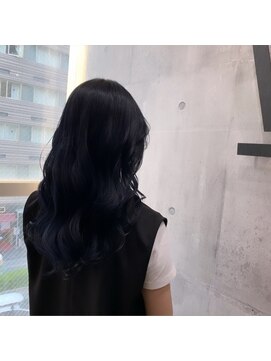 アンダーバーホワイト 南海難波店(_WHITE) ネイビーブルー