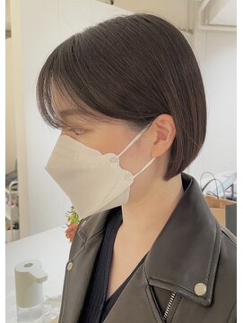 ストレータ バイ マリオ(Strata by mario) ［横山］シースルー前髪ミニボブ