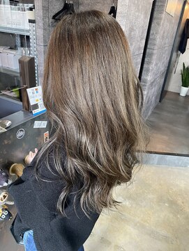 クルー(CREW) ダークトーンアッシュカラー