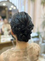 ウィングローリー(WINGLORY)&nbsp;低めアップスタイル