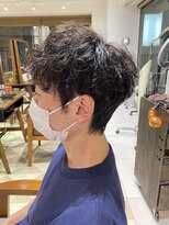 リボーン ビューティー リゾート 松戸店(re-born Beauty Resort) アッシュブラックベリーショートウルフカルマパーマ