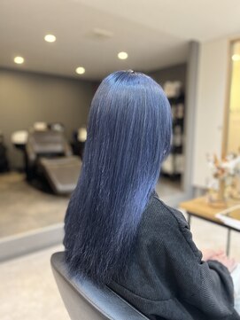 エリス ウメダ(Eliss umeda) ブルーカラー！