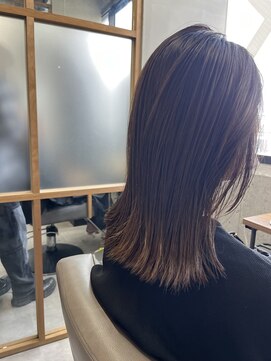 カノア(KANOA) 外ハネミディと明るめラベンダーアッシュ