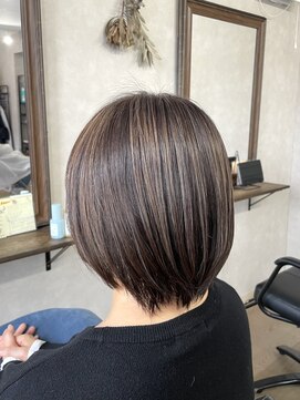 ベースヘアーデザイン(BASE HAIR DESIGN) 白髪ぼかしハイライト ケアブリーチ 宇都宮