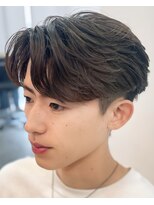 バース バイ ハピネス(BIRTH by happiness)&nbsp;奈良men's刈り上げフェザーパーマフェザーショート