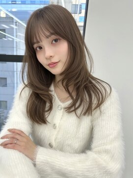 ユーフォリア 渋谷グランデ(Euphoria SHIBUYA GRANDE) レイヤーカット　ベージュカラー　顔まわりカット