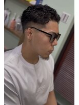 ケーエムシーセントラルルーツ(KMC Central Roots)&nbsp;フェード＆カット＆メンズパーマ