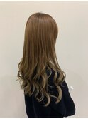 スモーキーベージュ